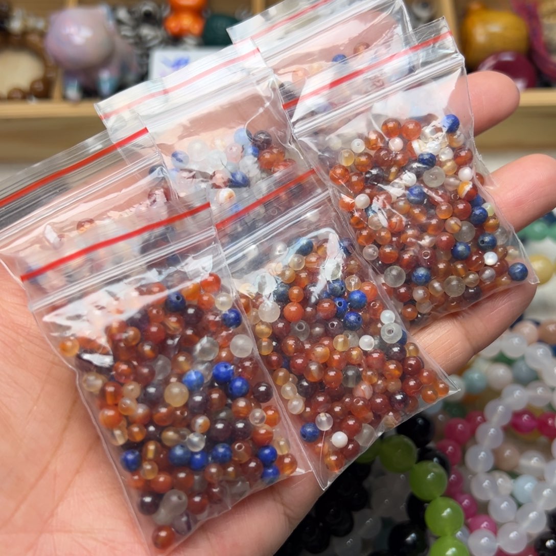 玛瑙/玉髓小米珠一包100颗以上未镶嵌多样性发其中一包