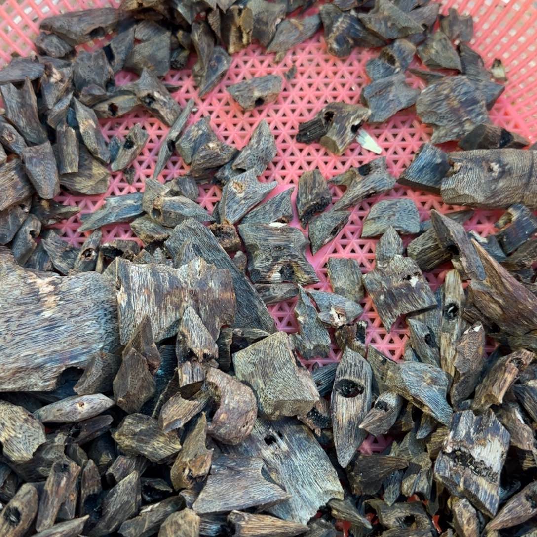 树脂制品奇楠熏香块料50克一份多样性发一份