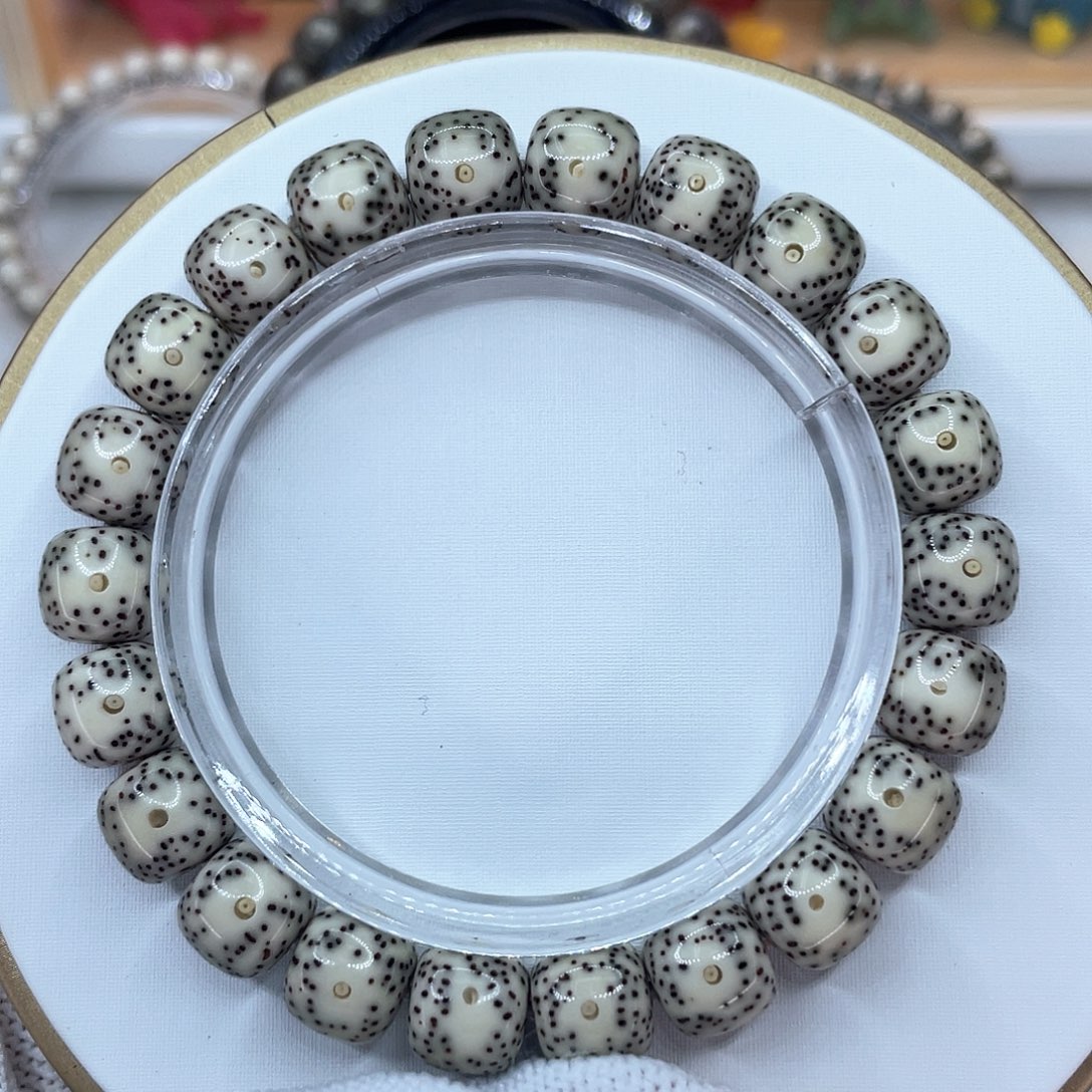 星月菩提吊坠30瓷白