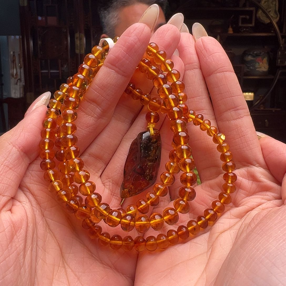 琥珀裸石未镶嵌叶*子抚顺琥珀30560。6mm