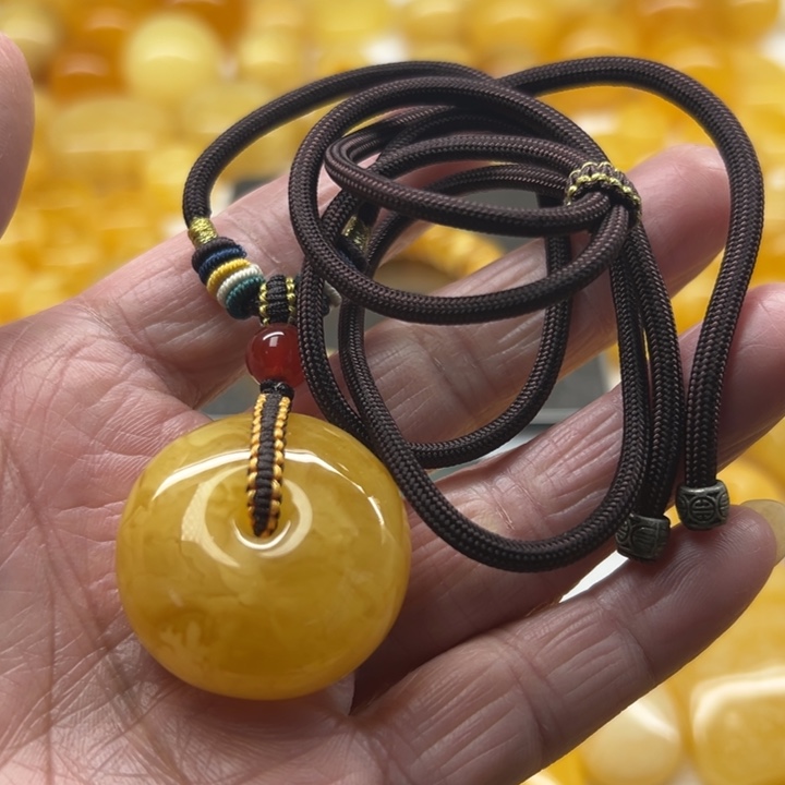 琥珀（矿物珀）未镶嵌裸石