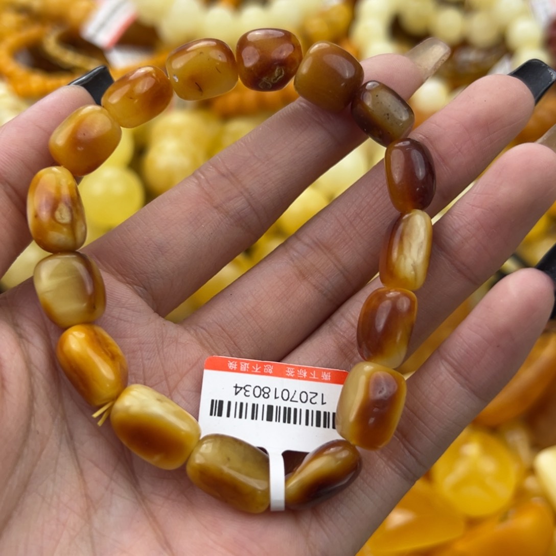 琥珀珠宝奇石未镶嵌