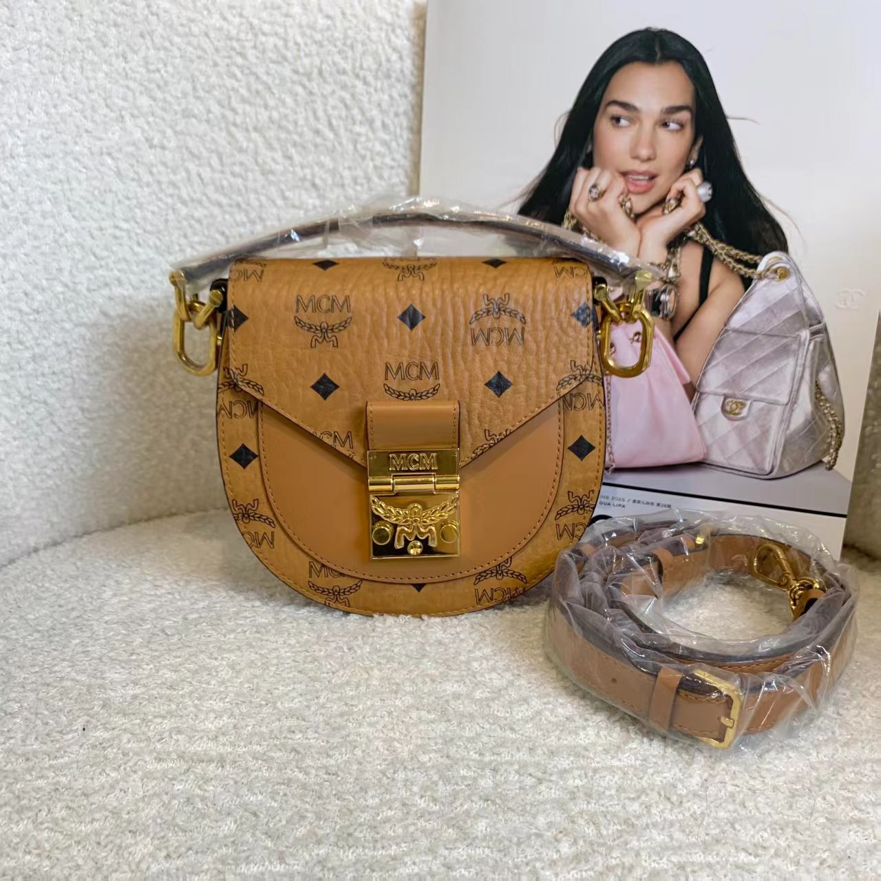 99新 MCM 壹臻/干邑色老花马鞍包 小号 96834830
