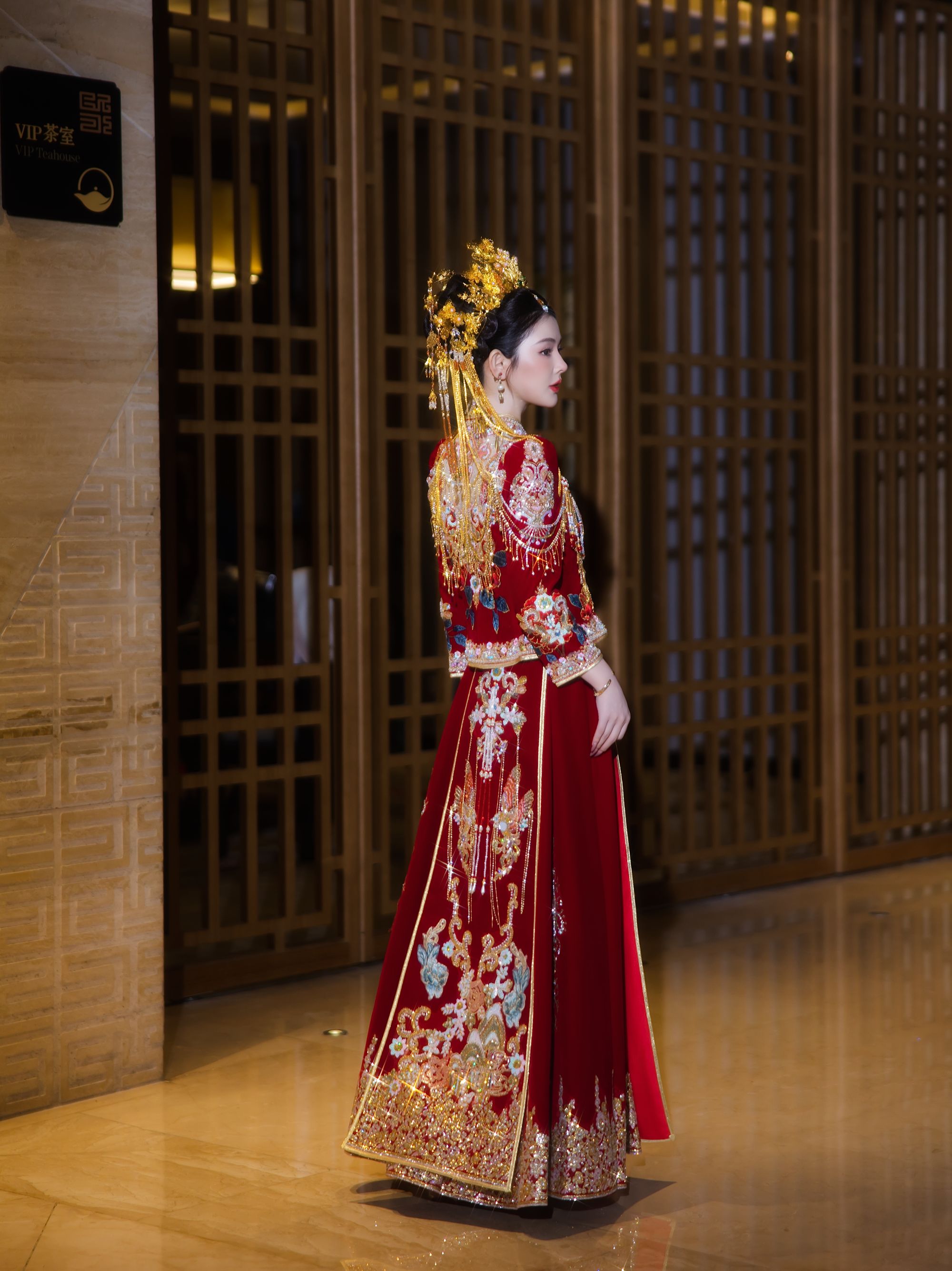 龙凤褂新娘秀禾服结婚礼服2025秋季新款中式婚服高端敬酒服嫁衣