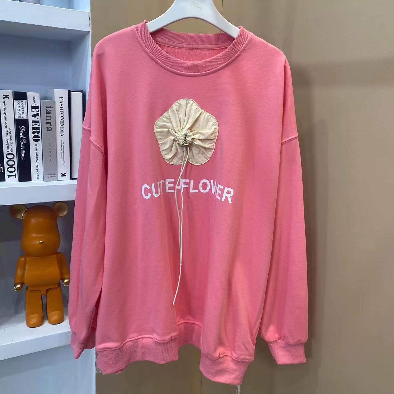 E6679【新款】时尚圆领粉色立体花朵抽绳宽松简约百搭卫衣(LOGO)
