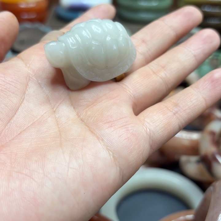 石英岩玉合金颈饰