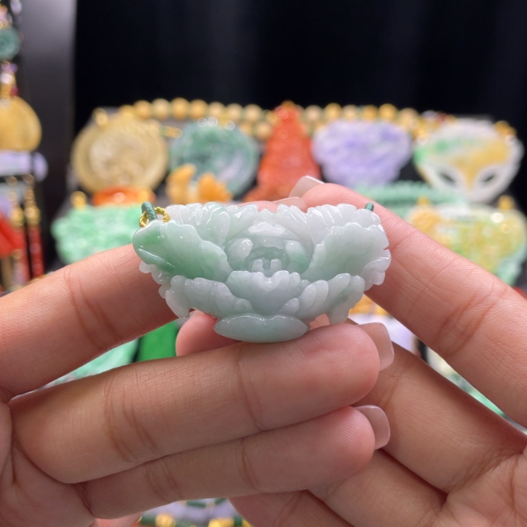 翡翠颈饰未镶嵌代编织