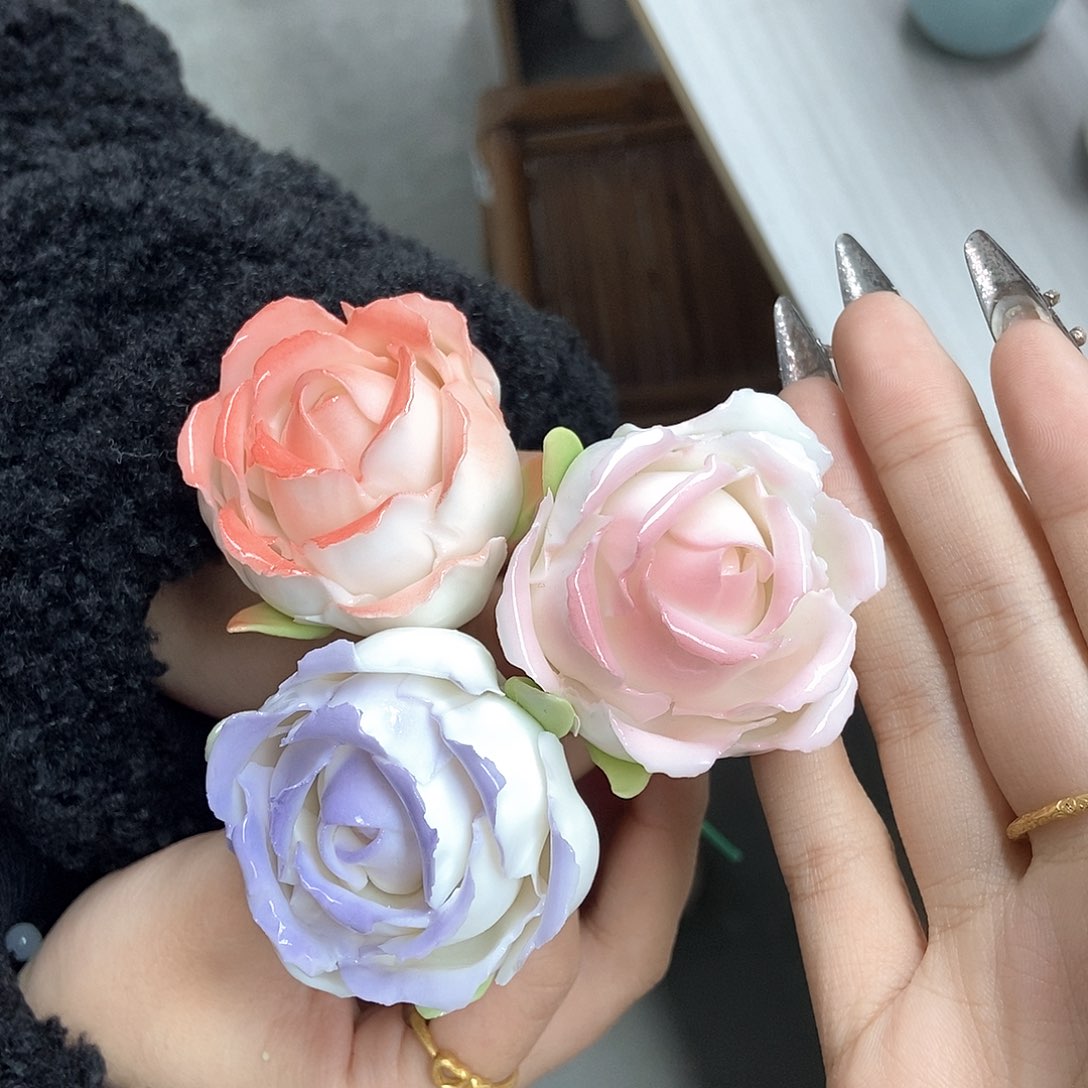 陶瓷设计风格现代卡**啦