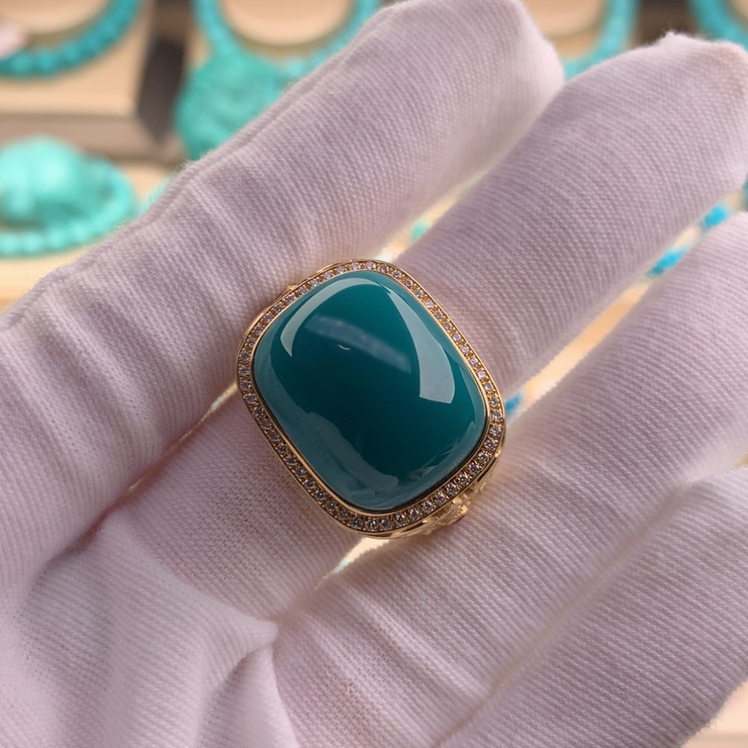 绿松石珠宝奇石18K金镶嵌杨*