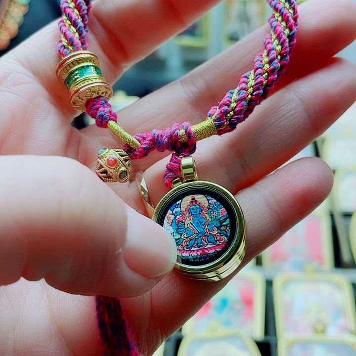 云***云吊坠唐卡艺术学院的同学