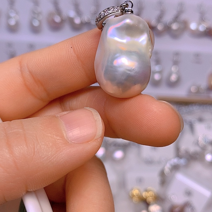 淡水珍珠颈饰合金