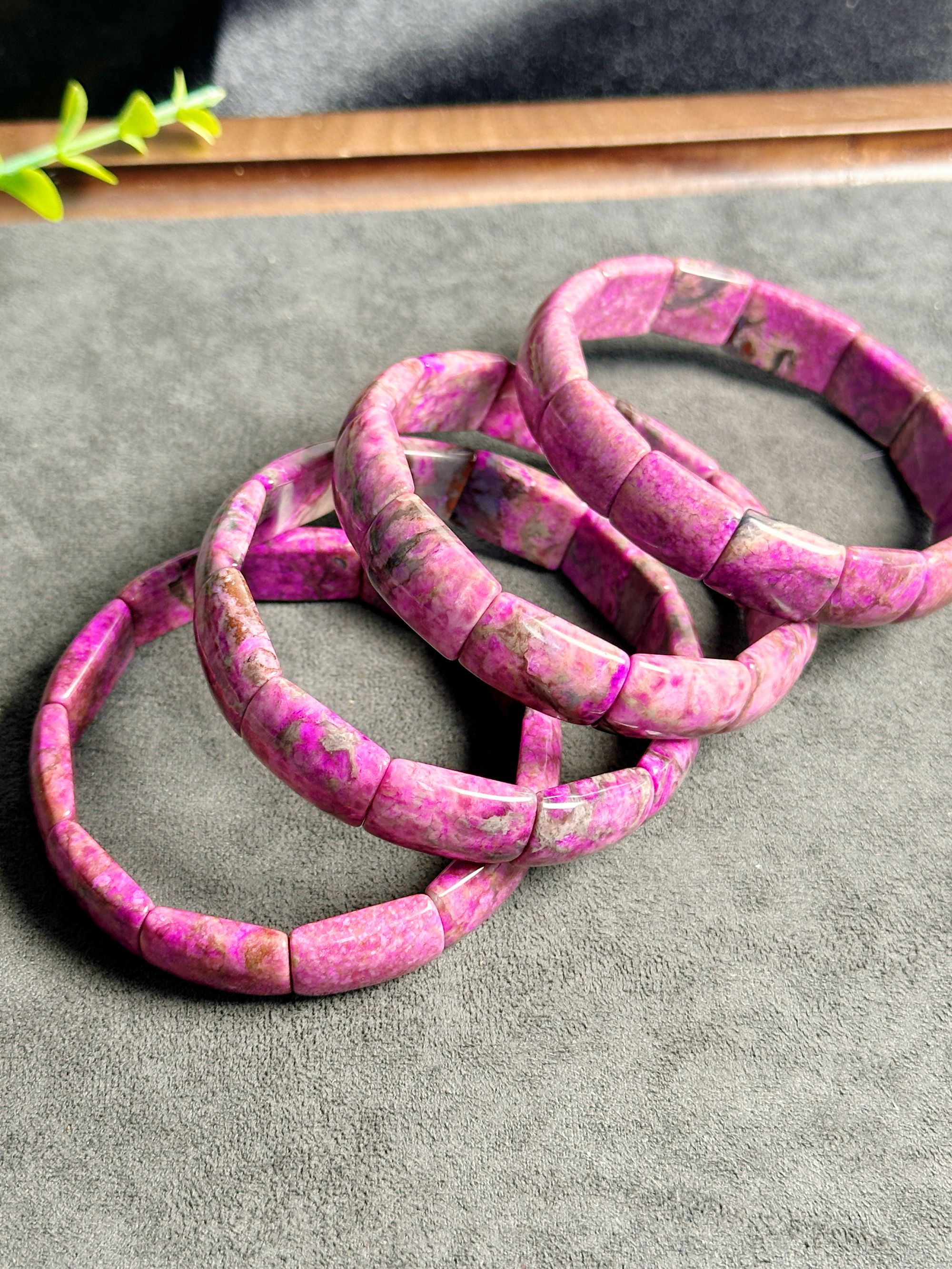 南非老矿 舒俱来蜜桃丝绒手排@多样性发其一