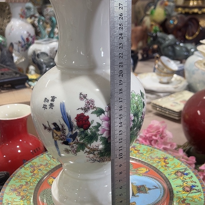 瓷片瑕。。。。。。。。？。。。。。。