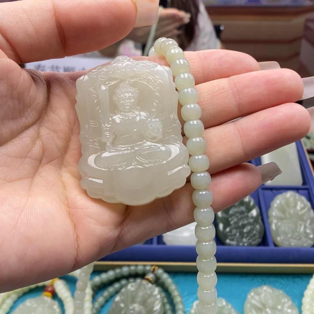 和田玉颈饰未镶嵌X*