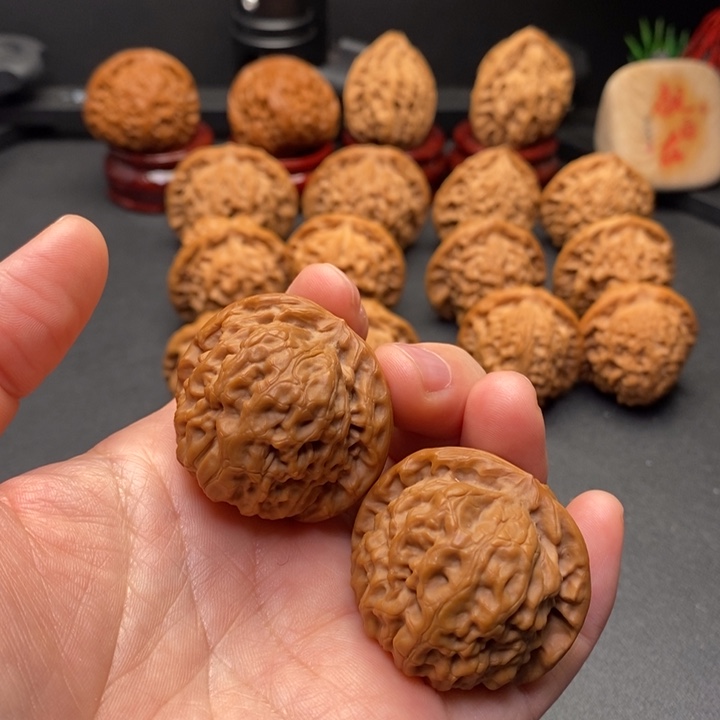 把件文玩核桃40尺如意原树野核