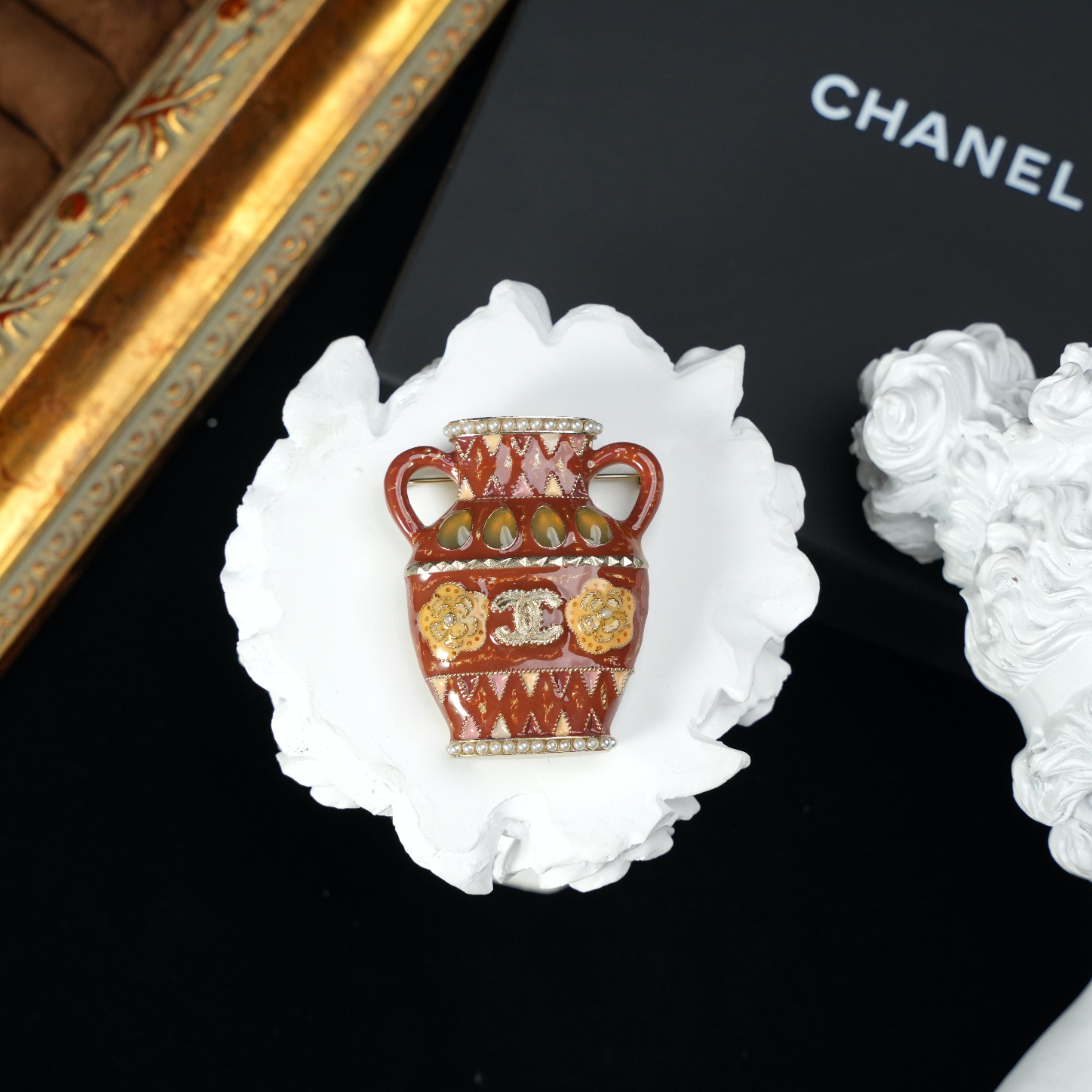 95新 Chanel/香奈儿 柚礼中古/香奈儿珐琅琉璃宝瓶胸针LE505016