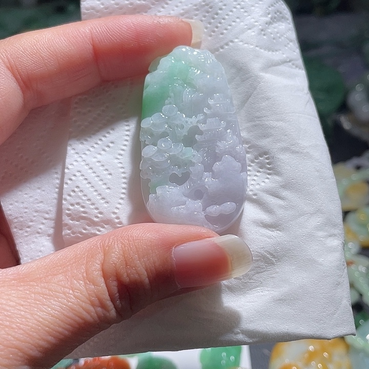 颈饰未镶嵌翡翠天