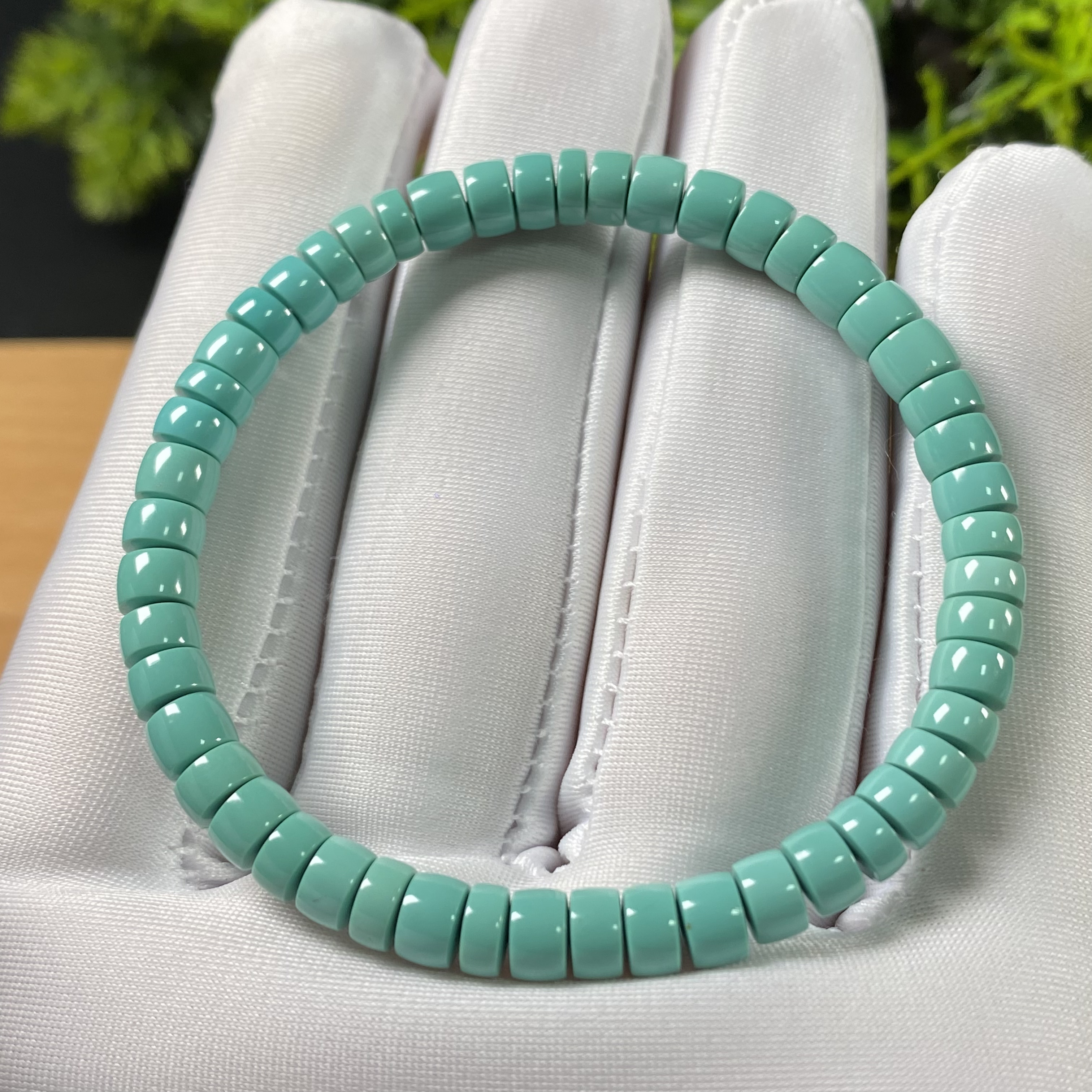 原矿绿松石玉化料直切手串 直径5.5mm，重9.12g，圈围16cm