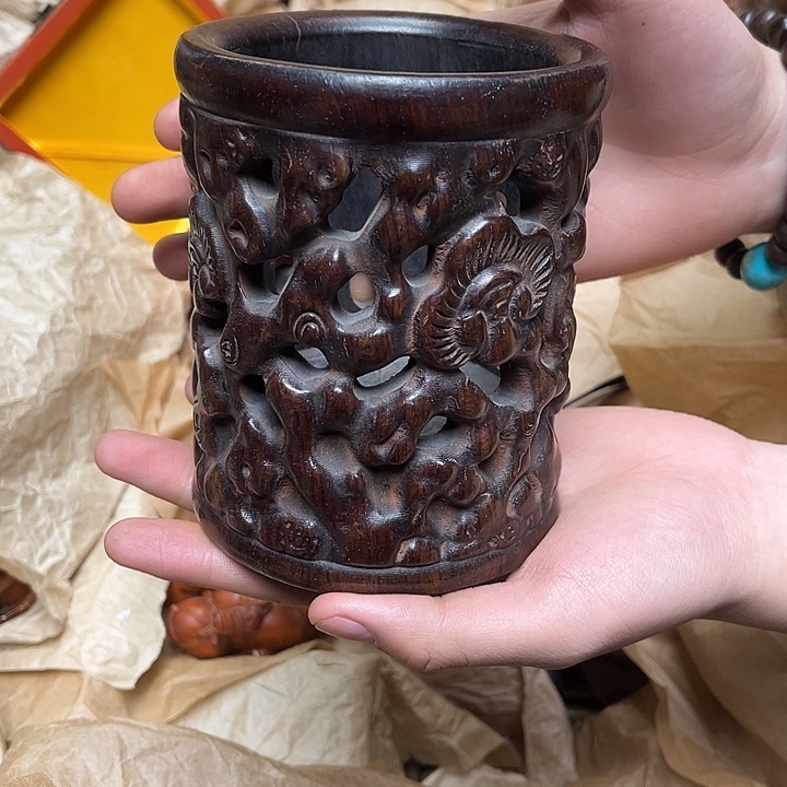 大叶紫檀（黑酸枝木类）