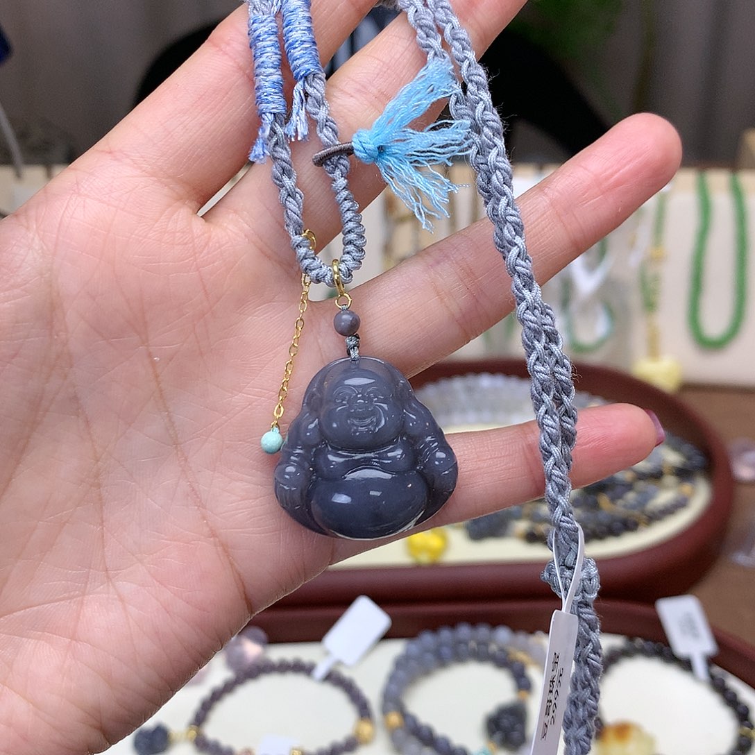 和田玉颈饰未镶嵌波***喵