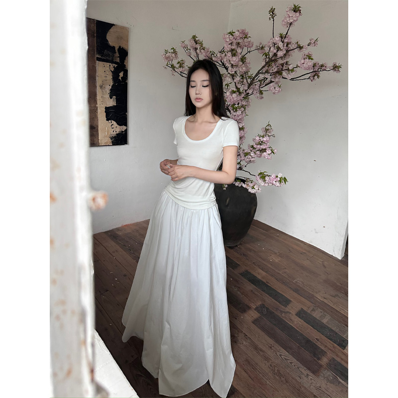 大码6700 胖mm设计感欧若风纯色褶皱长裙子宽松显瘦遮肉拖地裙子