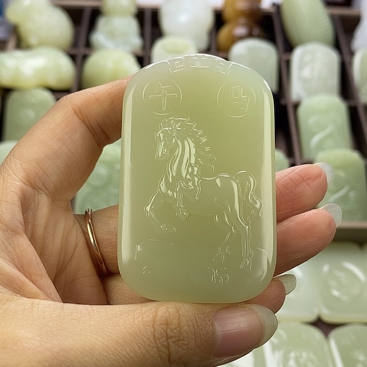 昆仑石双面马守护