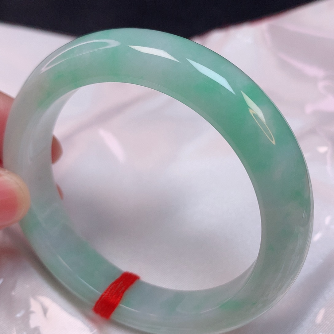 翡翠手镯未镶嵌56 翡翠手镯