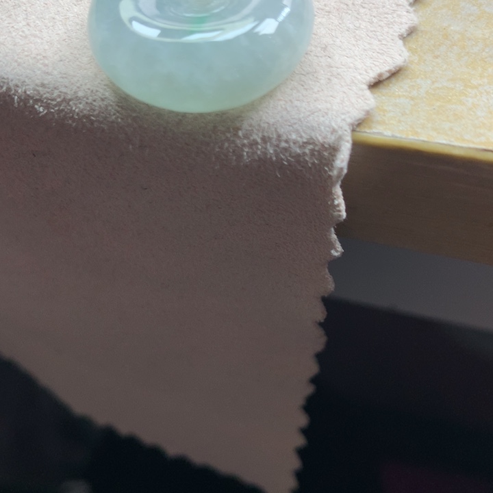 翡翠颈饰未镶嵌吊坠