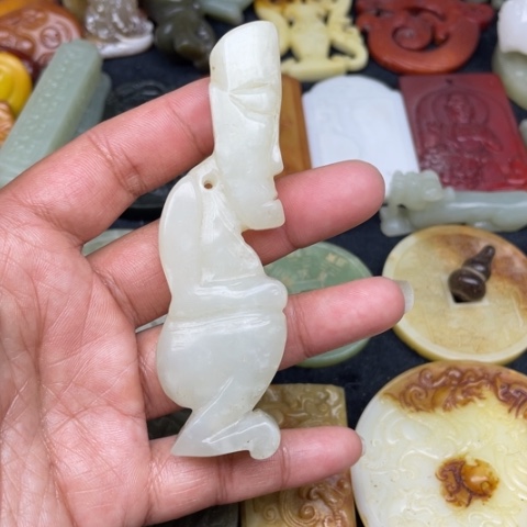 蛇纹石玉颈饰未镶嵌26