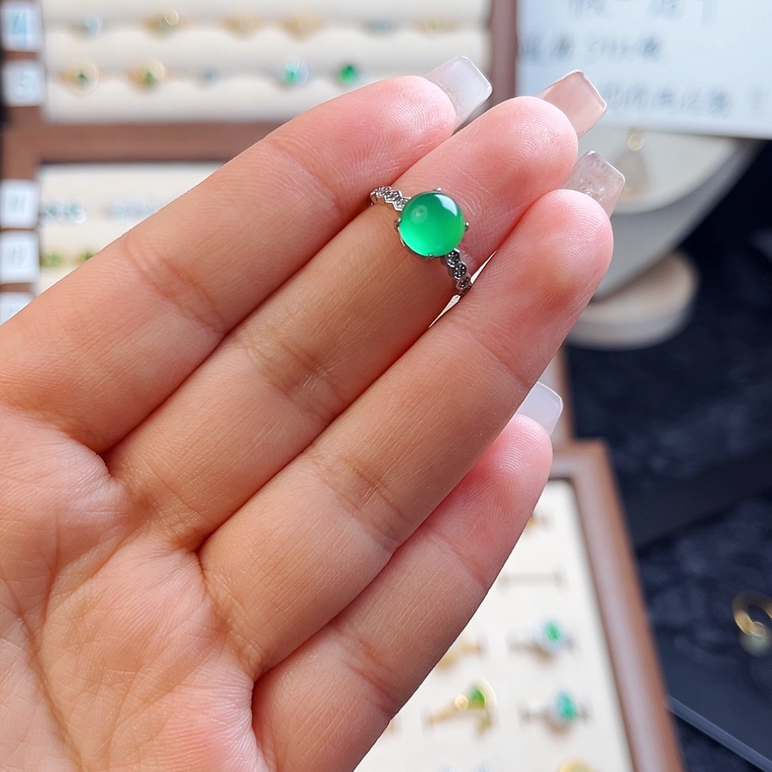 玛瑙/玉髓戒指银S925镶嵌哈*苏