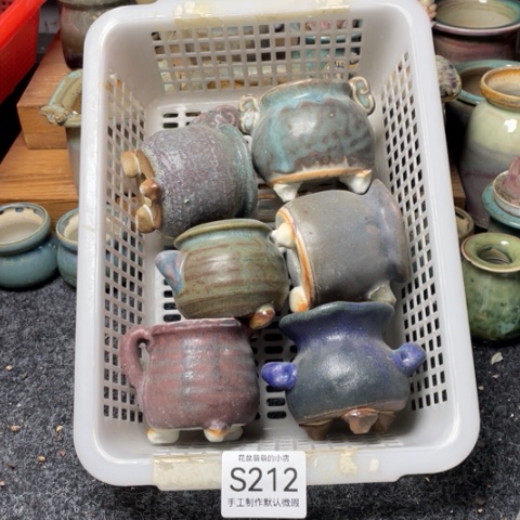 紫砂花盆微瑕212口径4厘米左右