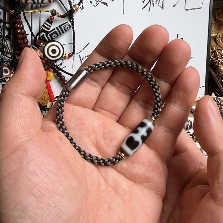 玛瑙/玉髓颈饰合金