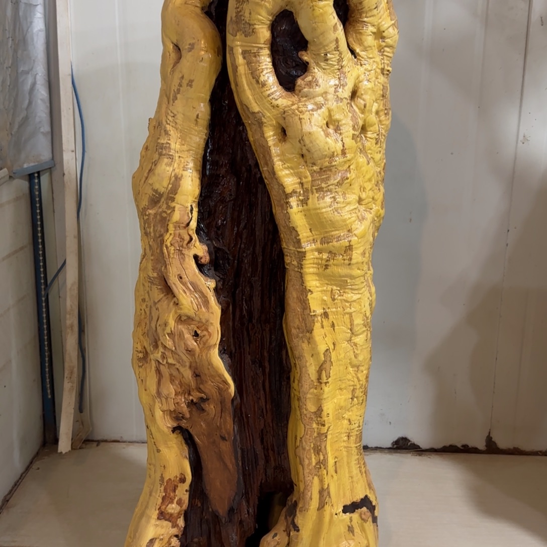 ^***北龙纹鸡心枣木手工艺品 