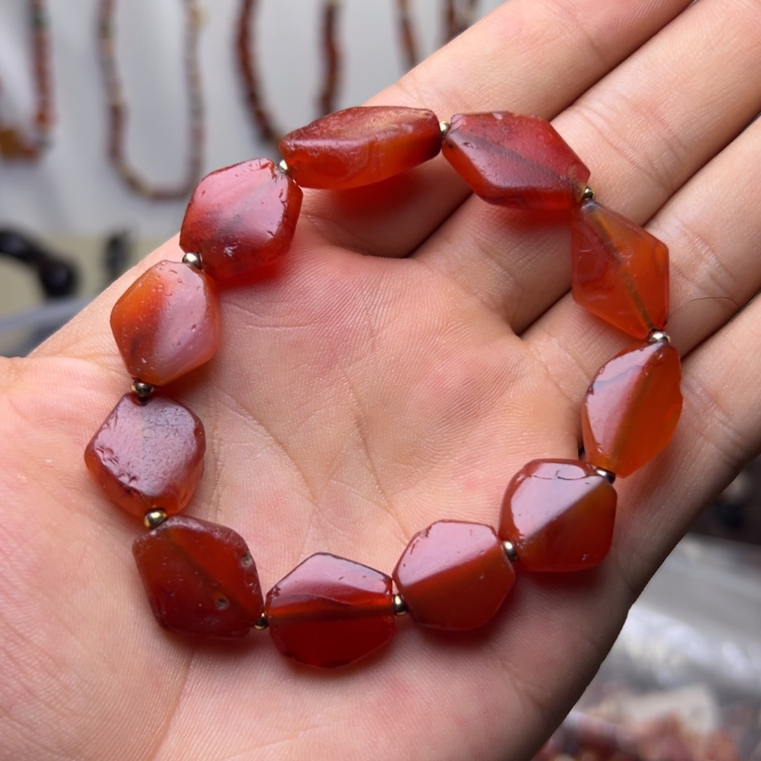 玛瑙/玉髓颈饰未镶嵌