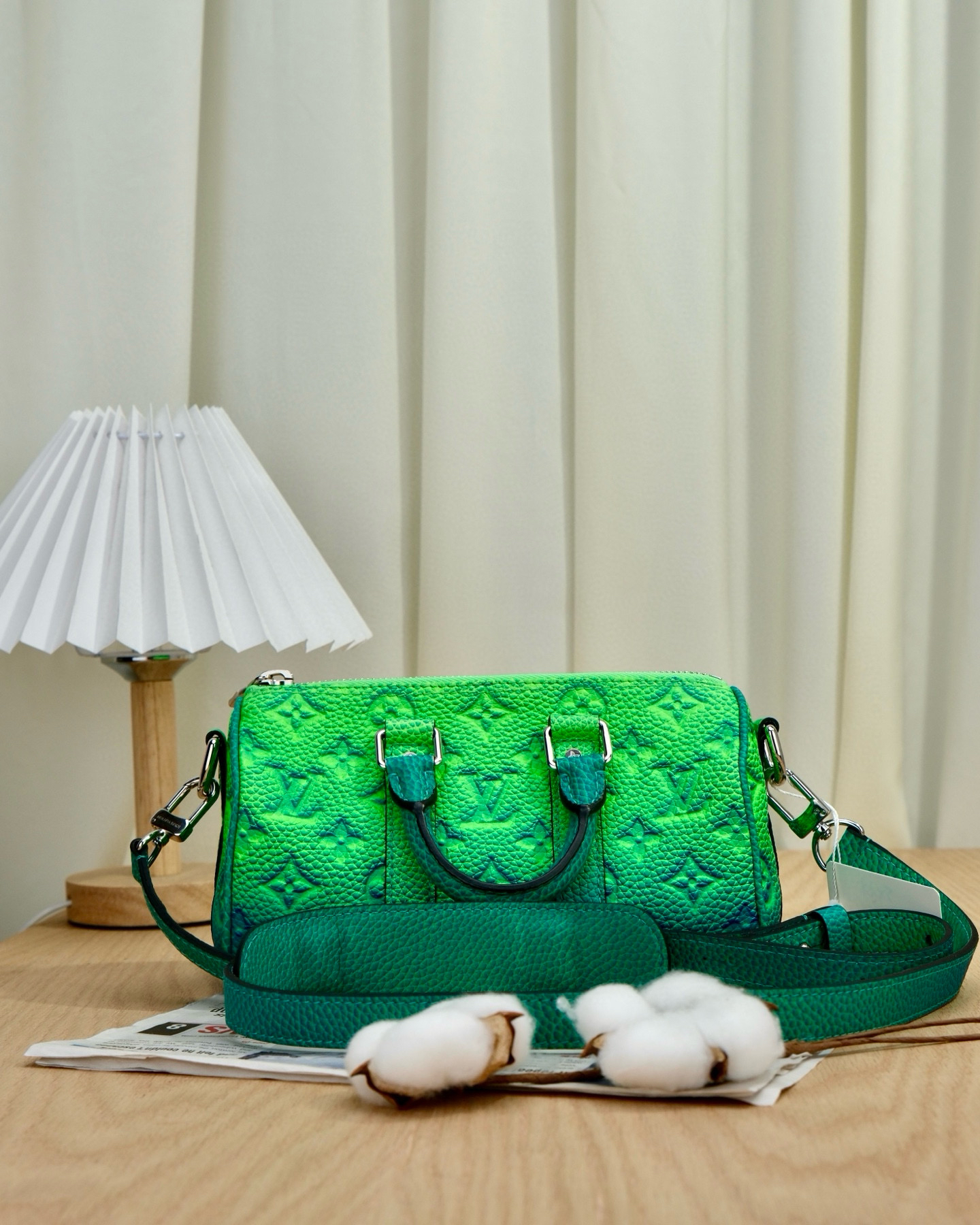 99新 LouisVuitton/路易威登 7097 lv keepall xs霓虹