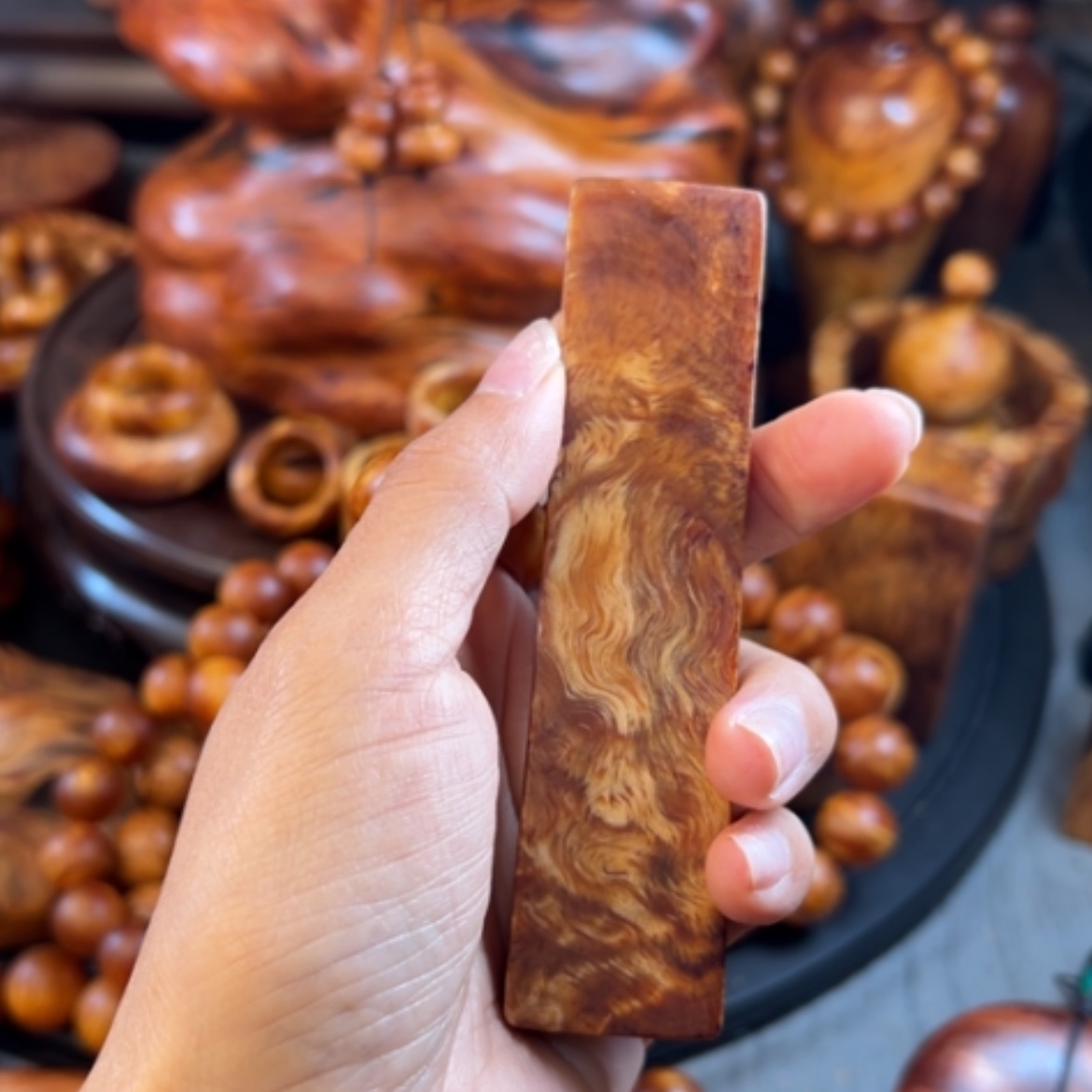 【闪购商品】松木（琥珀木）把件