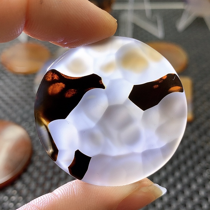 未镶嵌颈饰玛瑙/玉髓