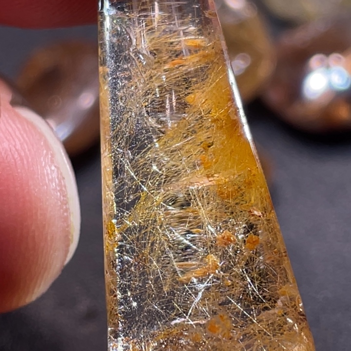 用***1发晶未镶嵌颈饰钛晶