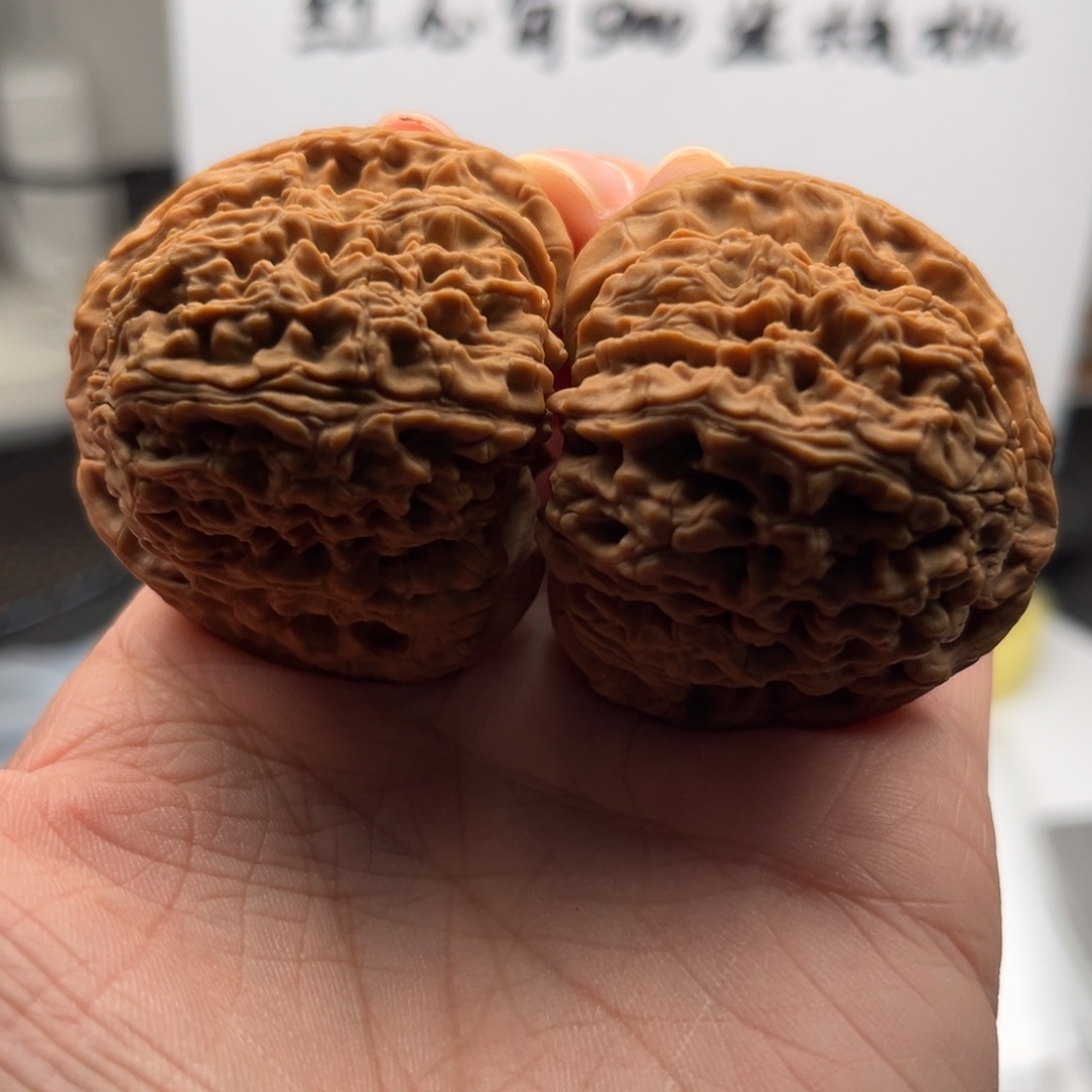 文玩核桃吊坠南疆44