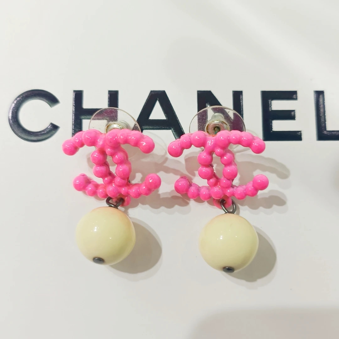 95新 Chanel/香奈儿 Chanel香奈儿04k粉色耳钉