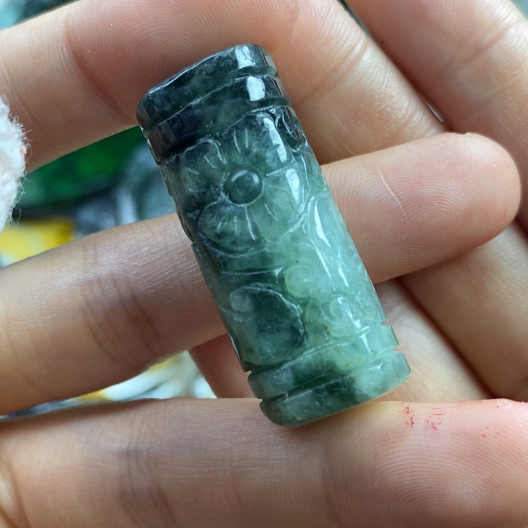 翡翠颈饰未镶嵌日**竹吊坠