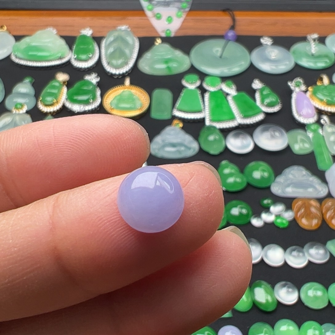 翡翠颈饰未镶嵌蛋8.6