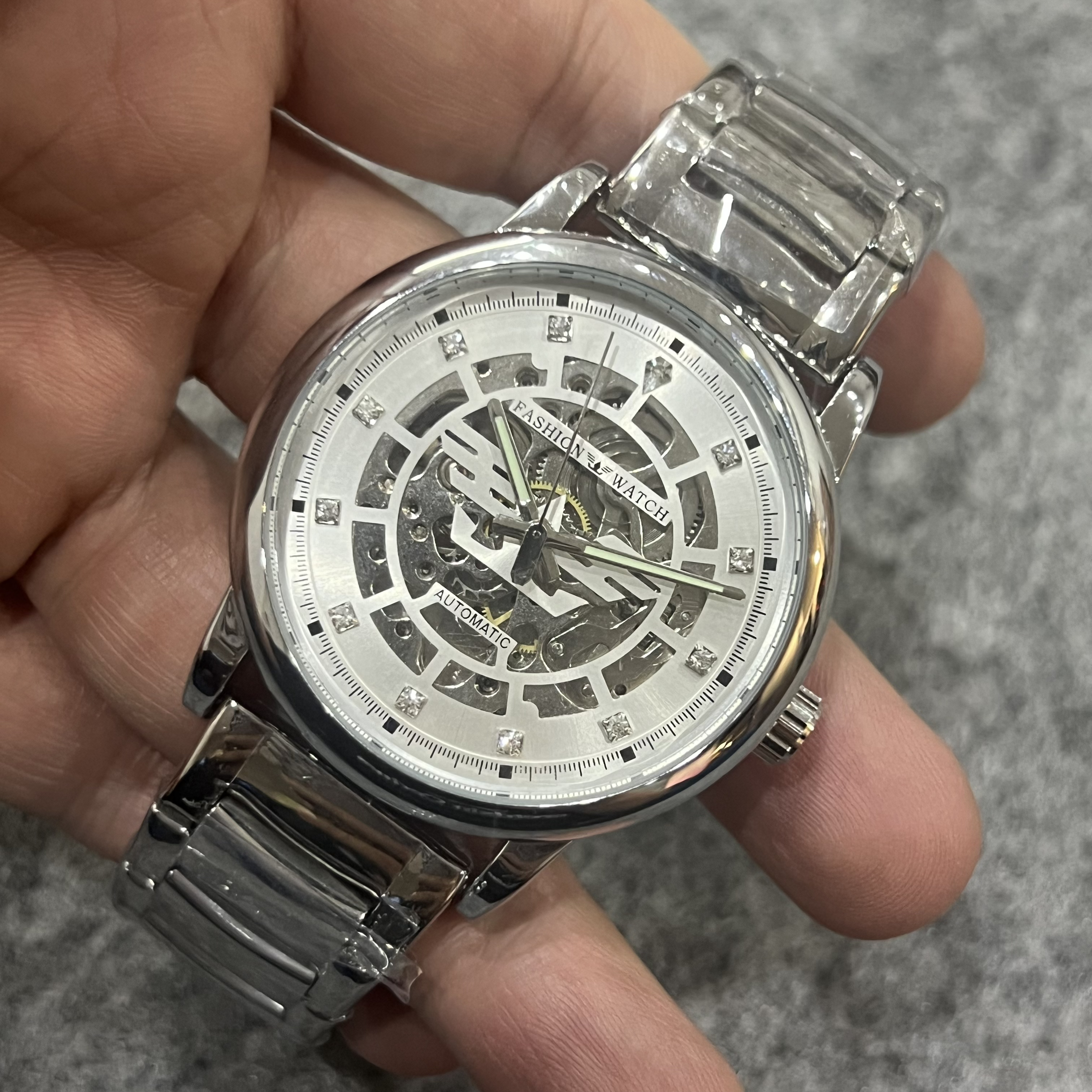 FW品牌钻刻镂空鹰「撤柜捡漏自动机械钢带男表高端商务运动个性帅