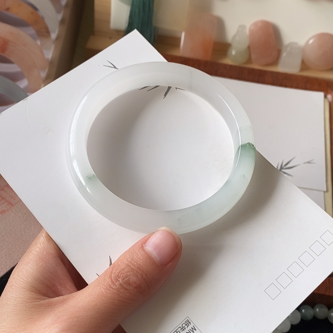 石英质玉未镶嵌64冰飘花