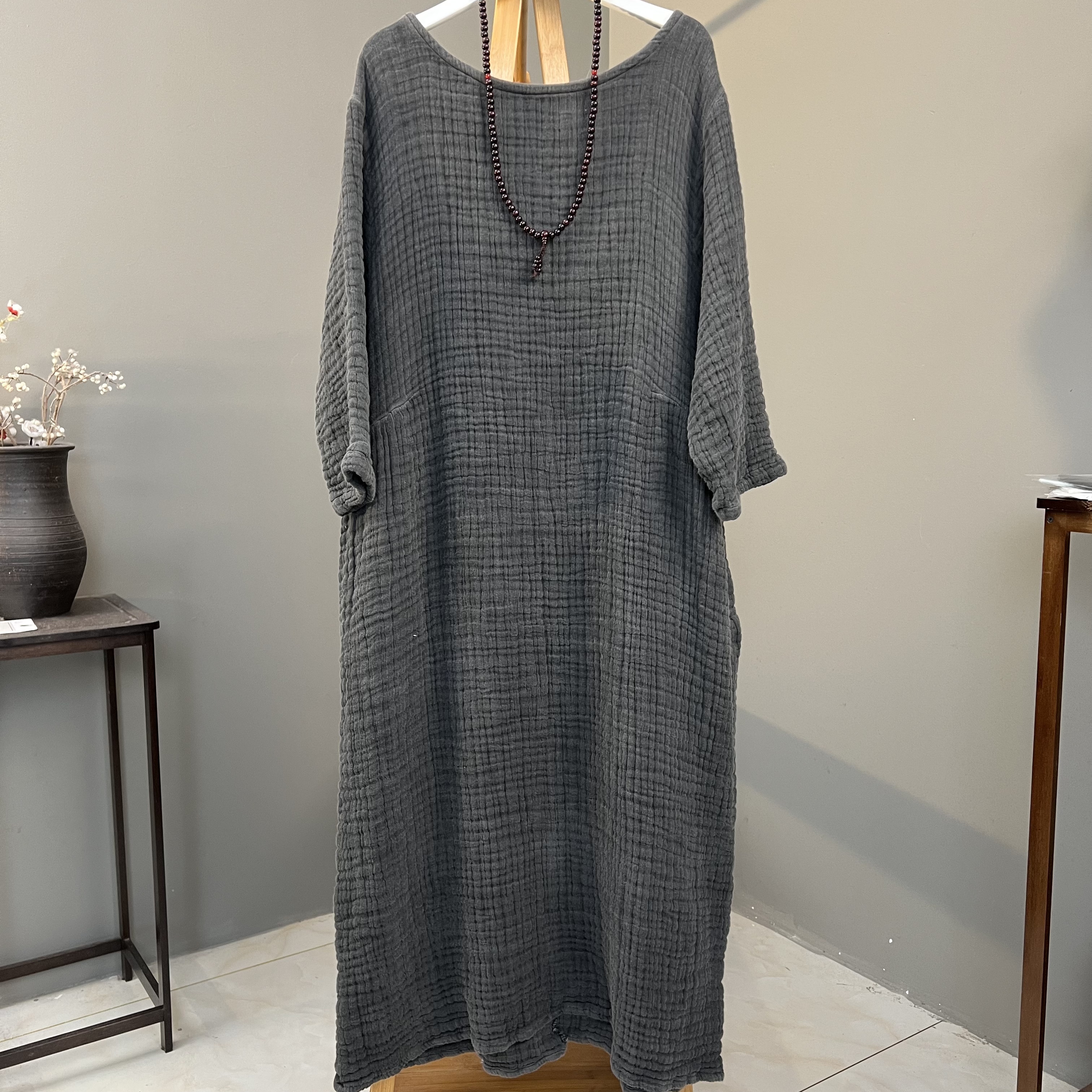 （七喜）重工机理麻设计中袖款裙子（衣长120 胸围120）