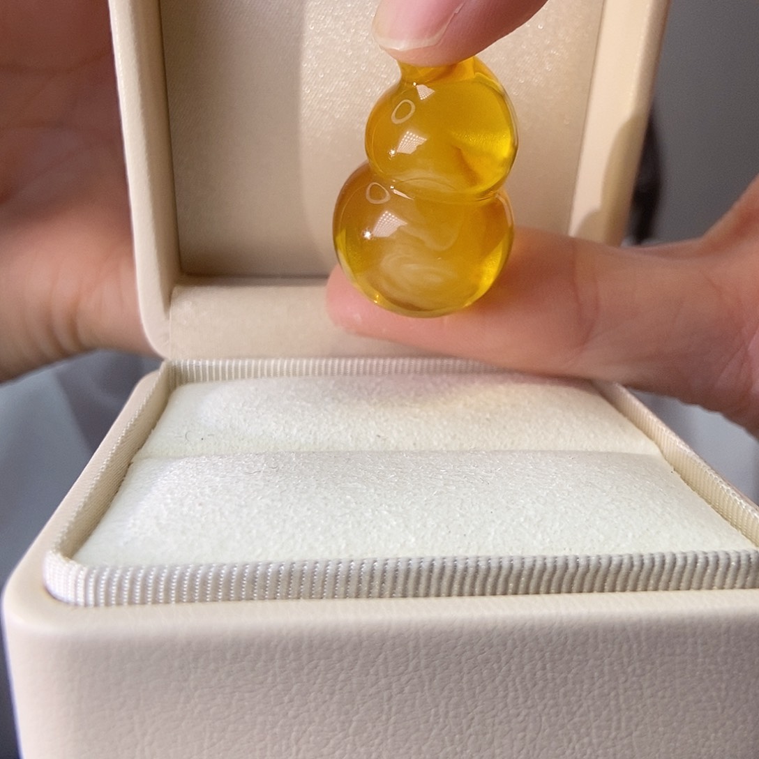 蜜蜡颈饰未镶嵌葫芦