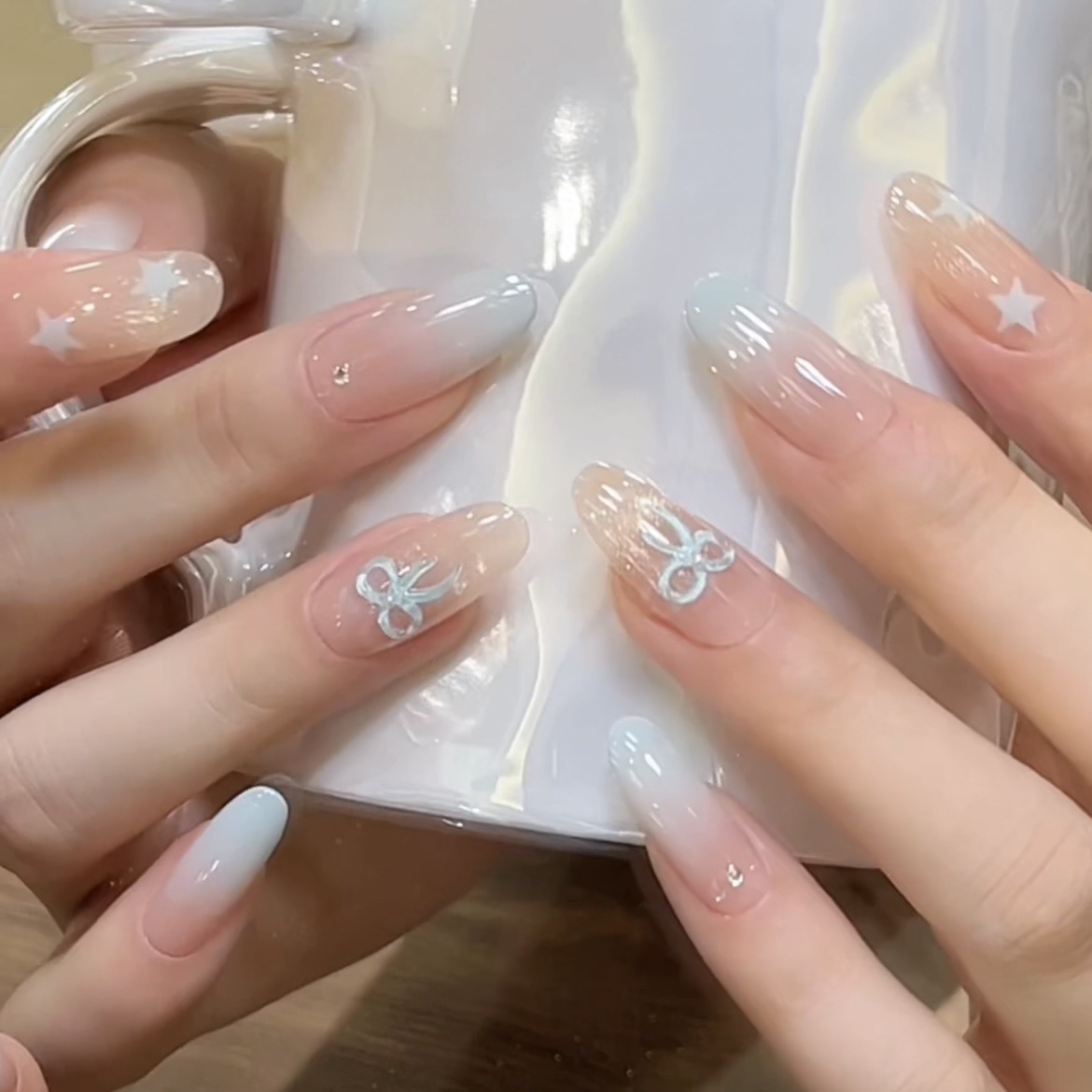 【奶蓝渐变】逗逗家-轻奢可爱假日气质美甲蓝色渐变可拆卸穿戴甲