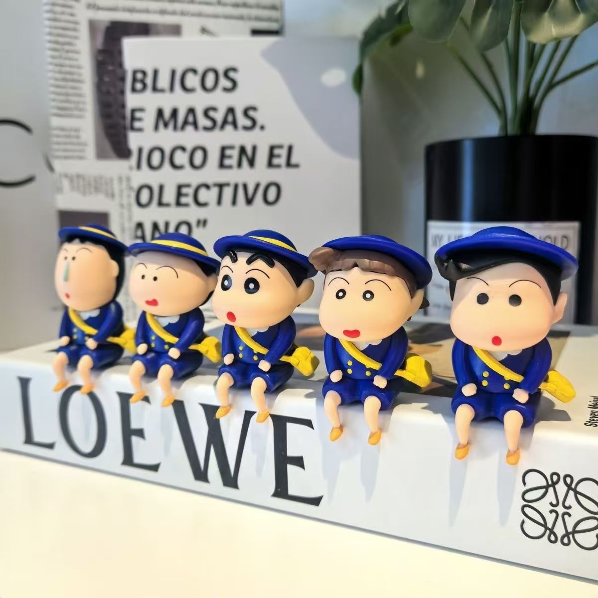 可爱新之助蜡笔小新校服春日部五小只小伙伴摆件车载公仔