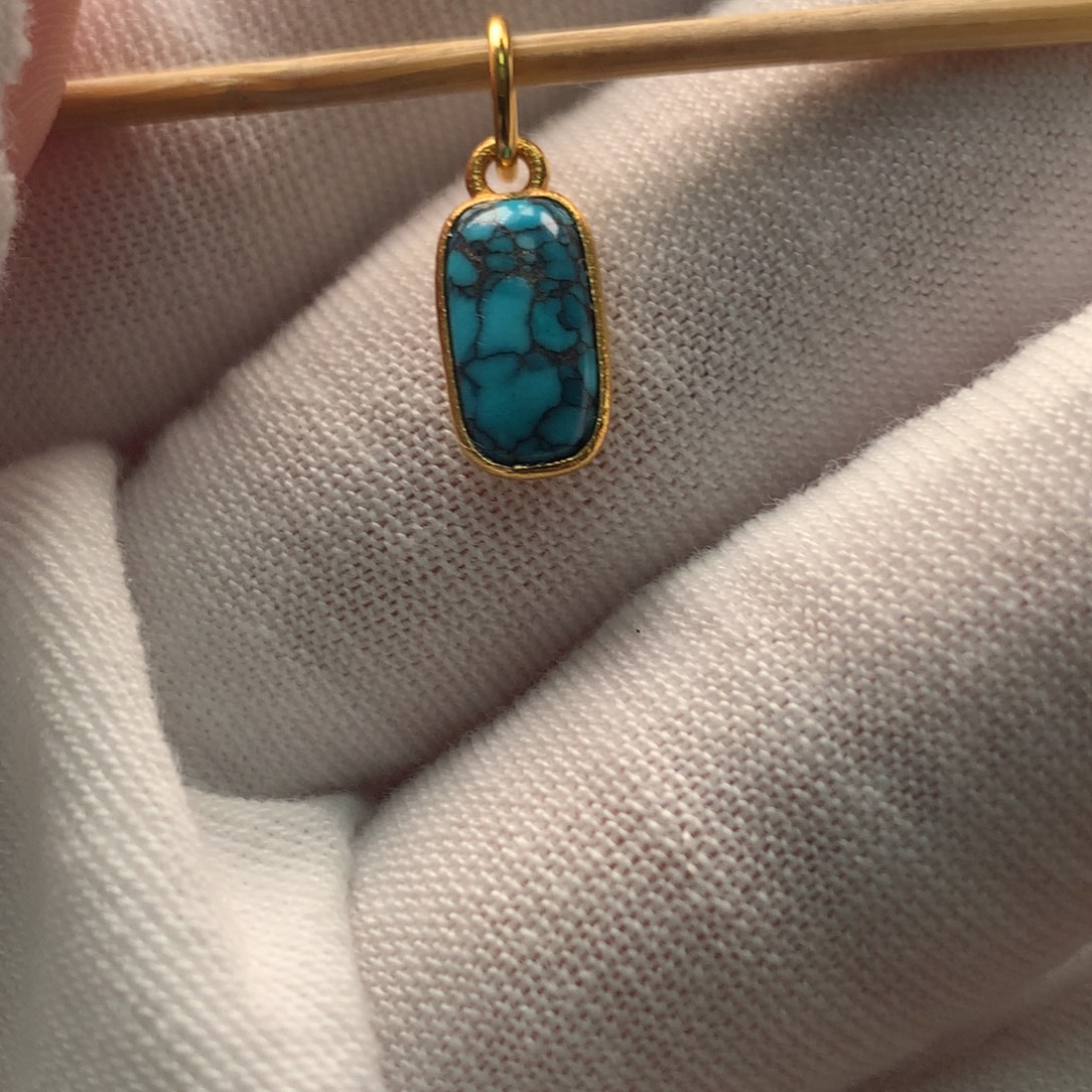 18K金镶嵌绿松石配饰