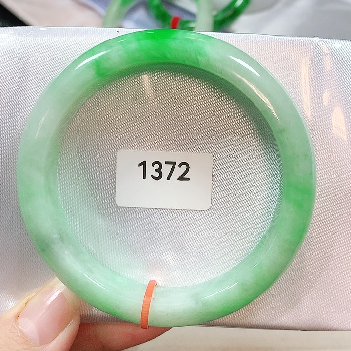 翡翠手镯未镶嵌天然翡翠手镯57.5